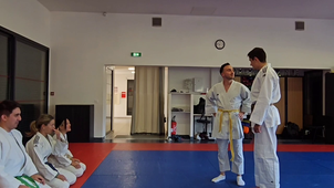 Sans adaptation ni posture pro